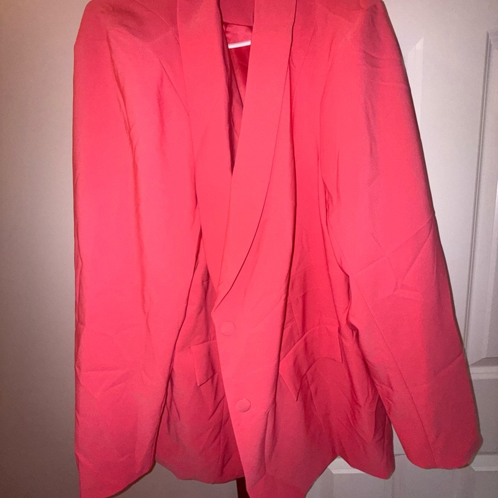 Torrid Vibrant Pink Structured Blazer with Notched Lapels 4x